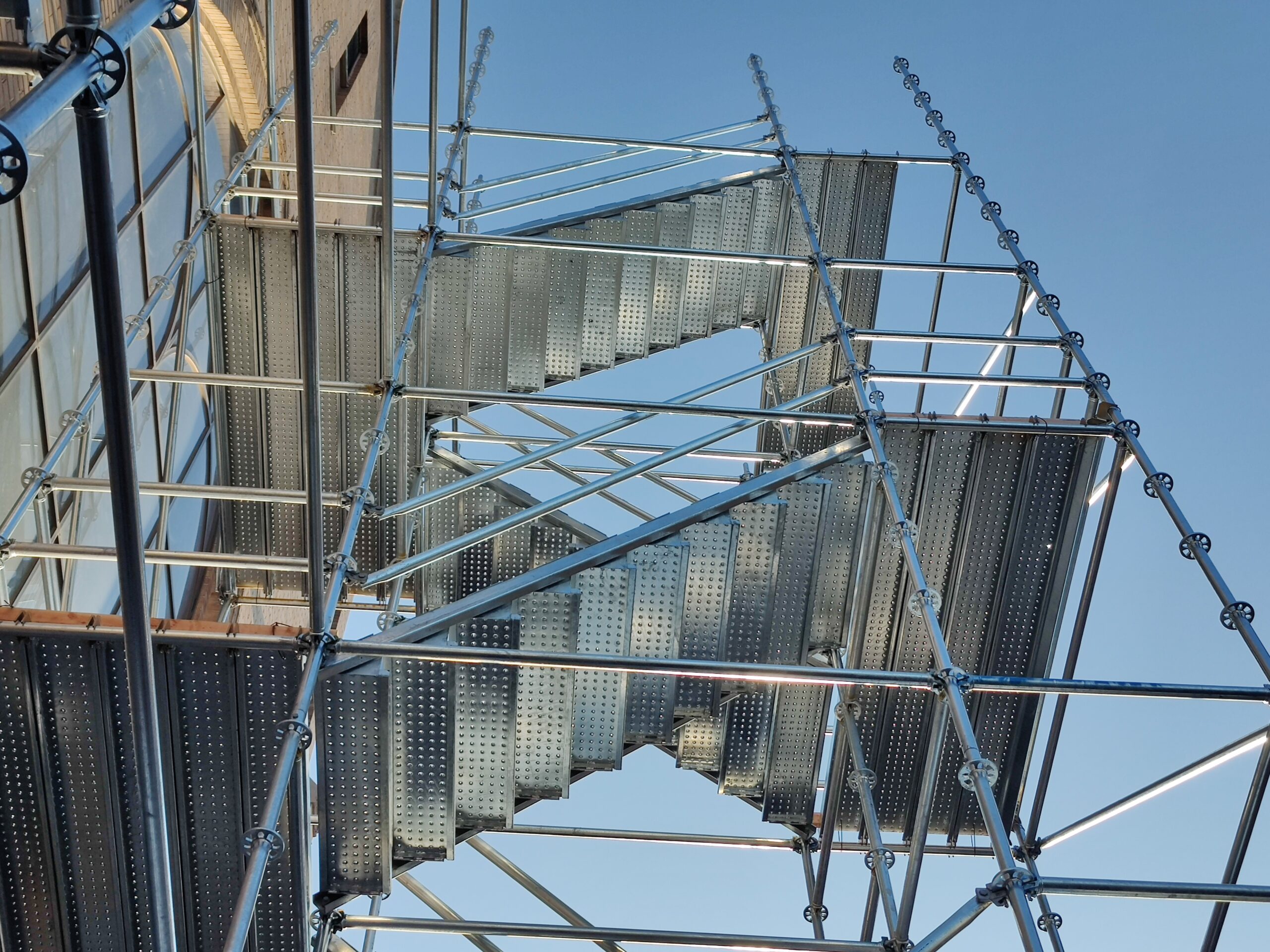 Scaffolding is great, but how do workers get up there?
